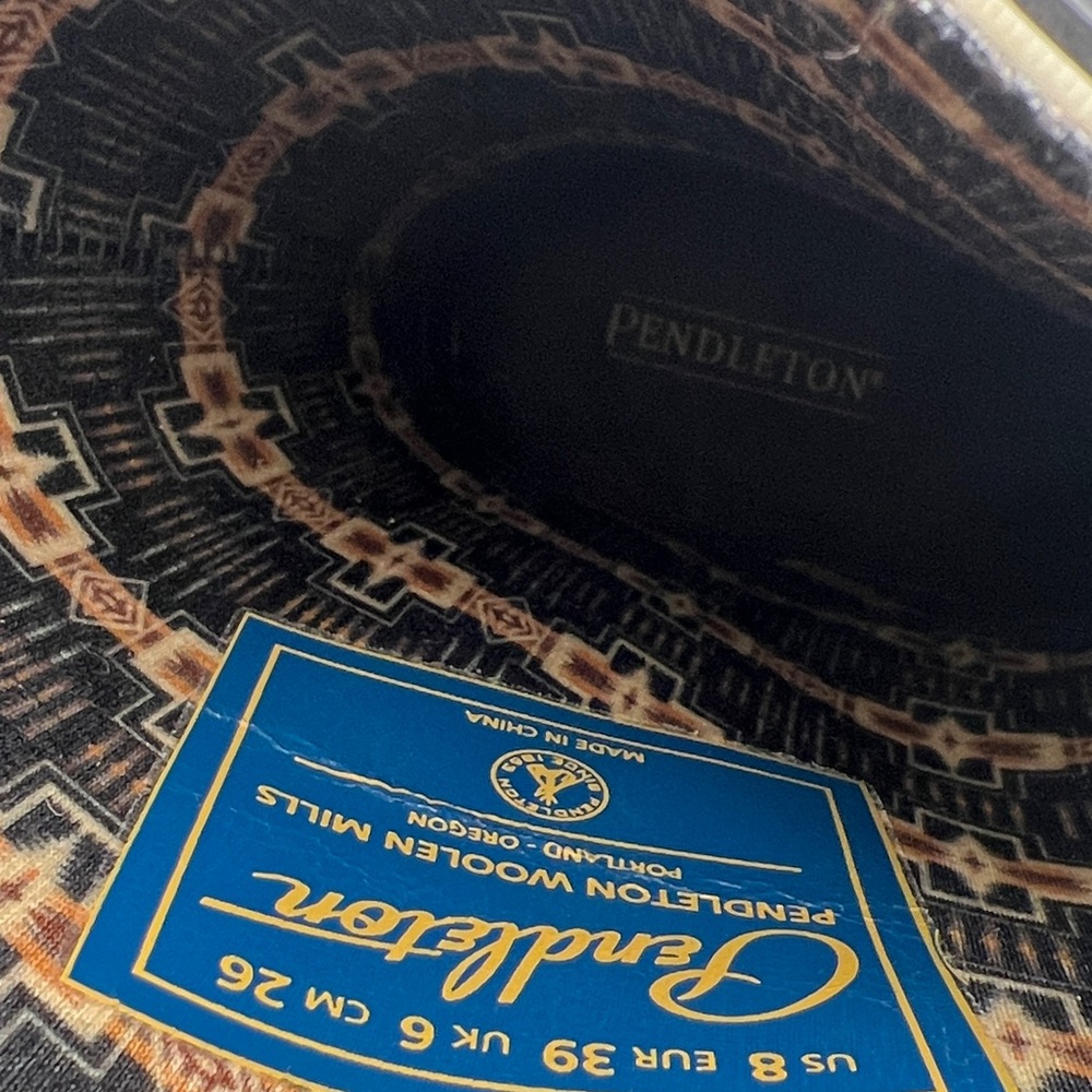 Pendleton Black & Gray Geometric Pattern Rain Boo… - image 4